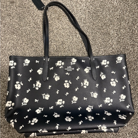 COACH TOTE BAG - Picture 1 of 4